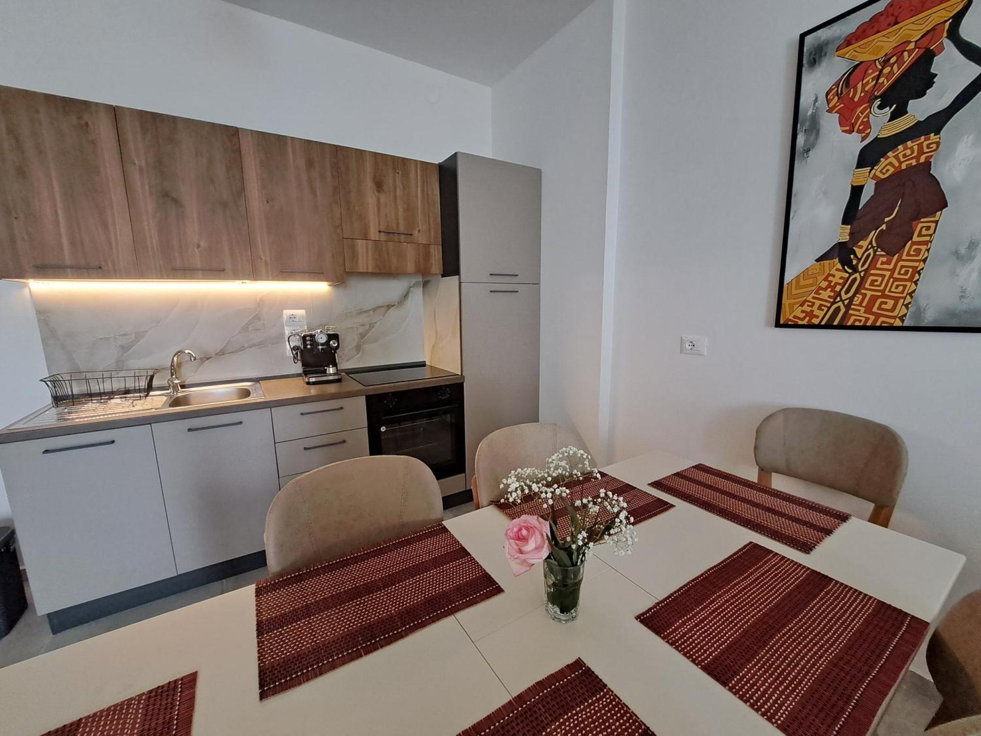 Mamani Apartments Saranda الغرفة الصورة