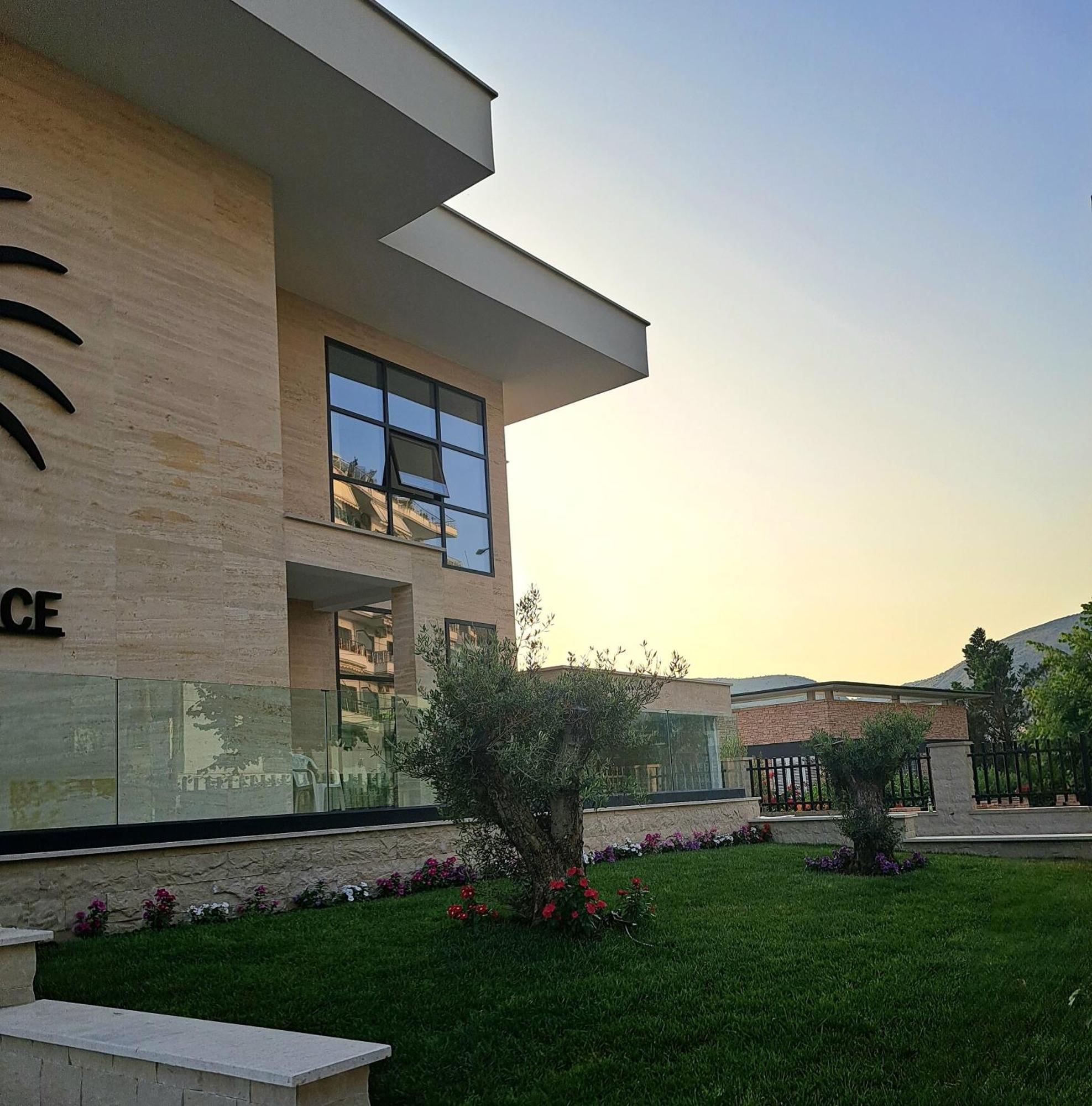 Mamani Apartments Saranda المظهر الخارجي الصورة